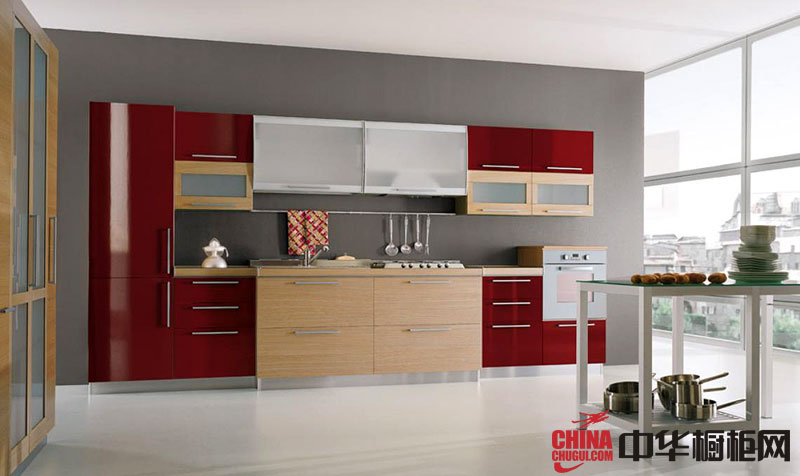 现代简约风格整体橱柜图片 红色不锈钢烤漆橱柜效果图